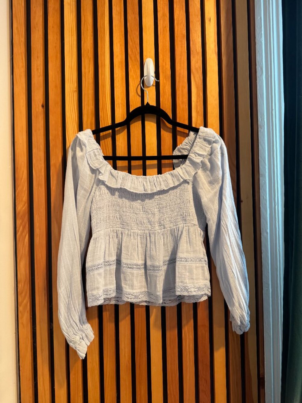 American Eagle Smocked Ruffle Off-the-Shoulder Top - Small - Light Blue - Picture 2 of 3
